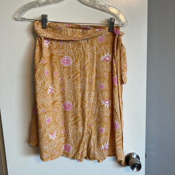 NWT BeachGold Anthropologie Yellow Floral Wrap Skirt - Picture 5 of 9